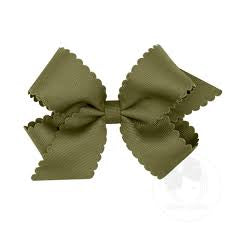 Medium Scalloped Hair Bow