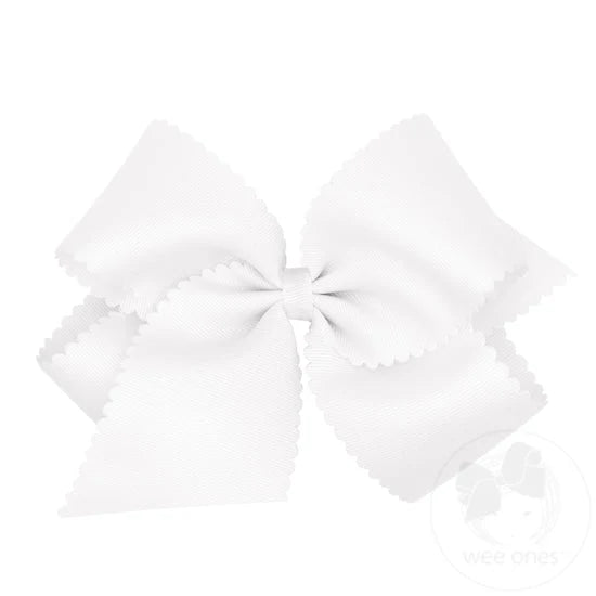 King Scalloped Bows