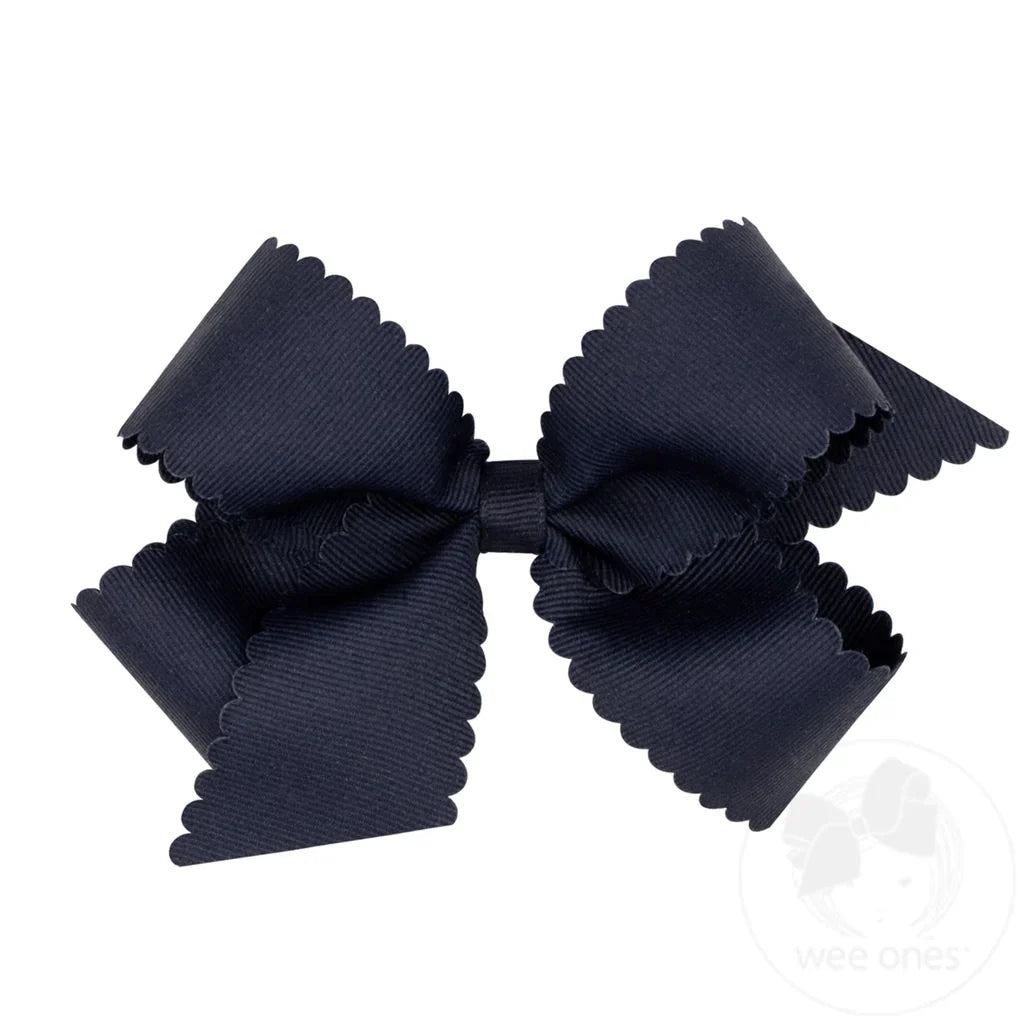 Medium Scalloped Bow